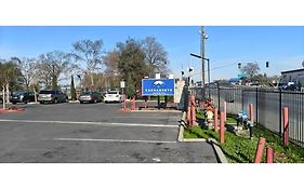 Sacramento Inn & Suites Cal Expo I-80